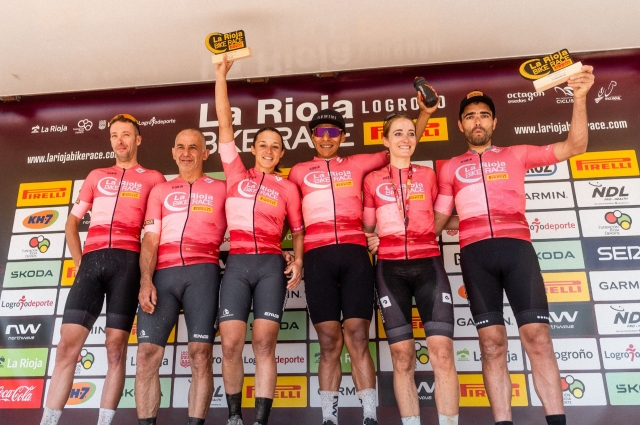 Txell Figueras y Ever Alejandro Gómez conquistan La Rioja Bike Race 2025 en la Finisher Stage. 